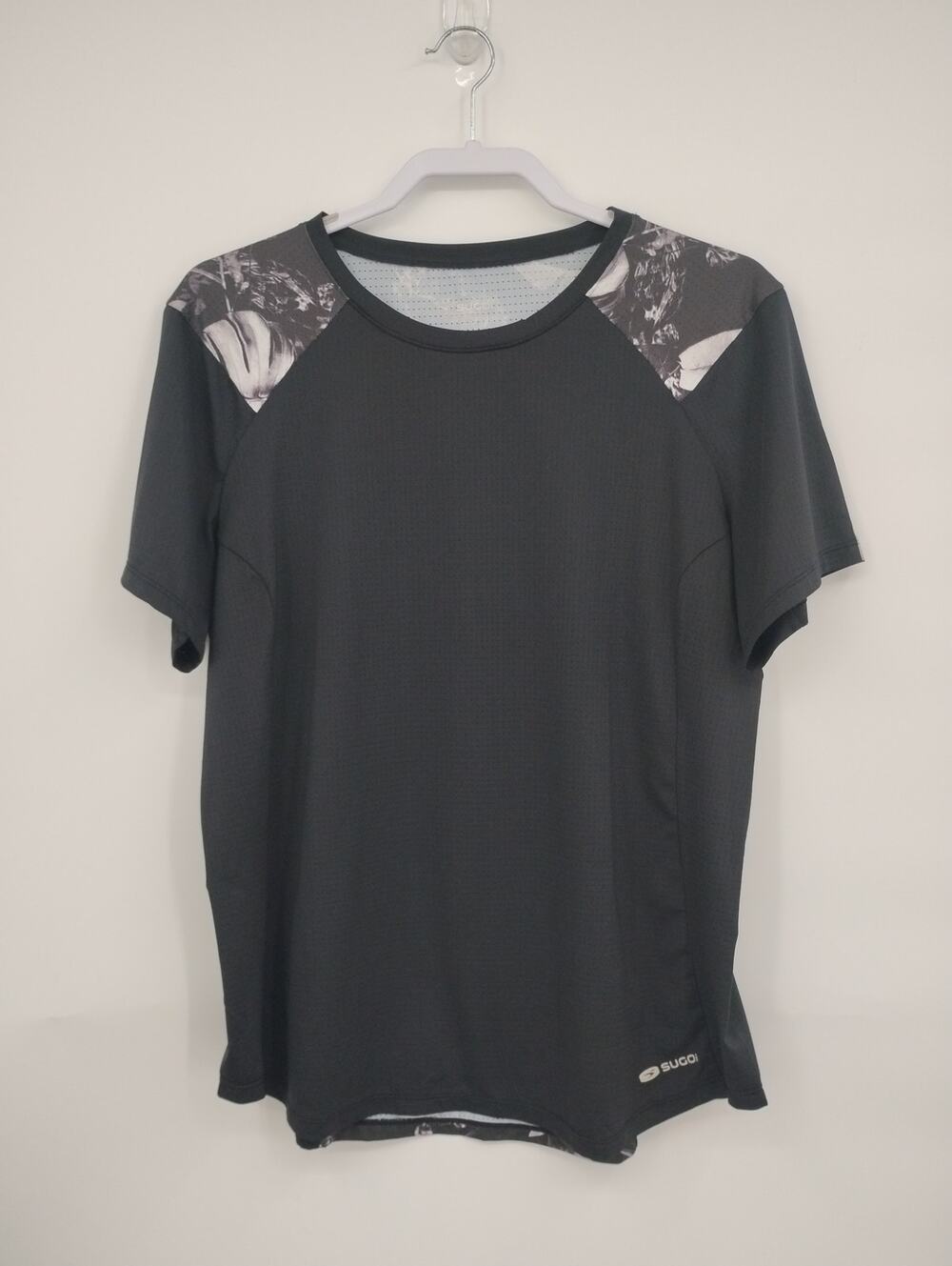 Sugoi Black Mesh Floral Short Sleeve Workout Top Shirt XL